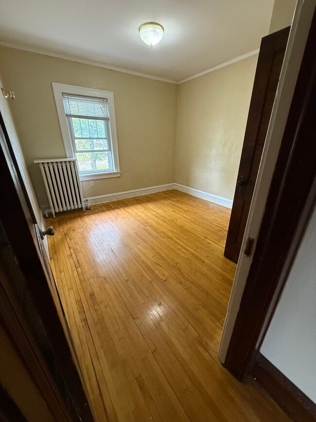 bedroom - 1530 Grand Ave