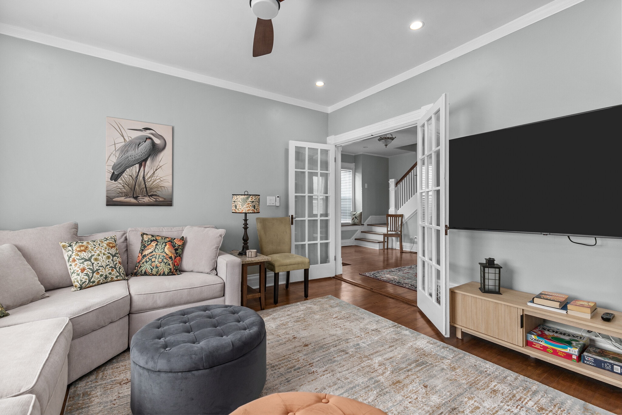 Building Photo - 324 E Commercial St