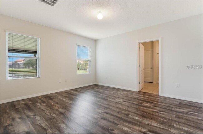 Building Photo - 3059 Sangria St