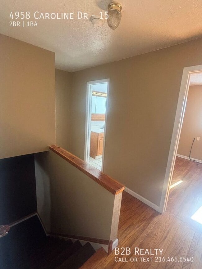 Building Photo - 4958 Caroline Dr