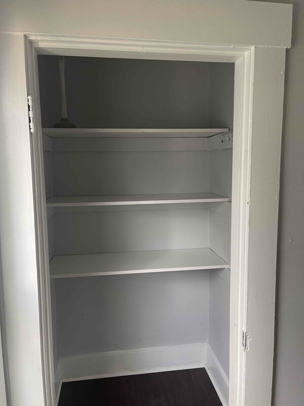 Building Photo - 300 Crawford St