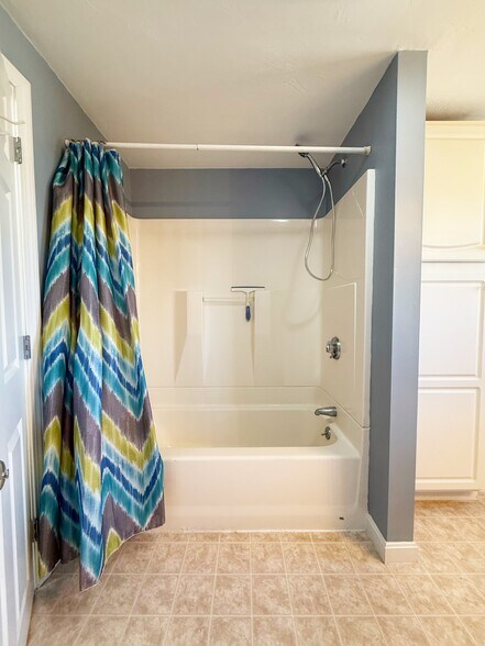 Bathroom - 78 Center St