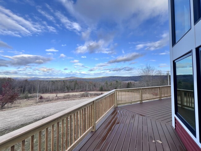 Building Photo - 49 Neal Hill Rd