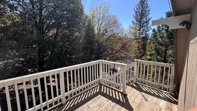 Building Photo - 22148 Crystal Falls Dr W
