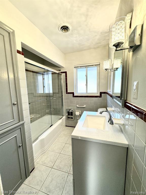 Building Photo - 158 Marlborough Dr