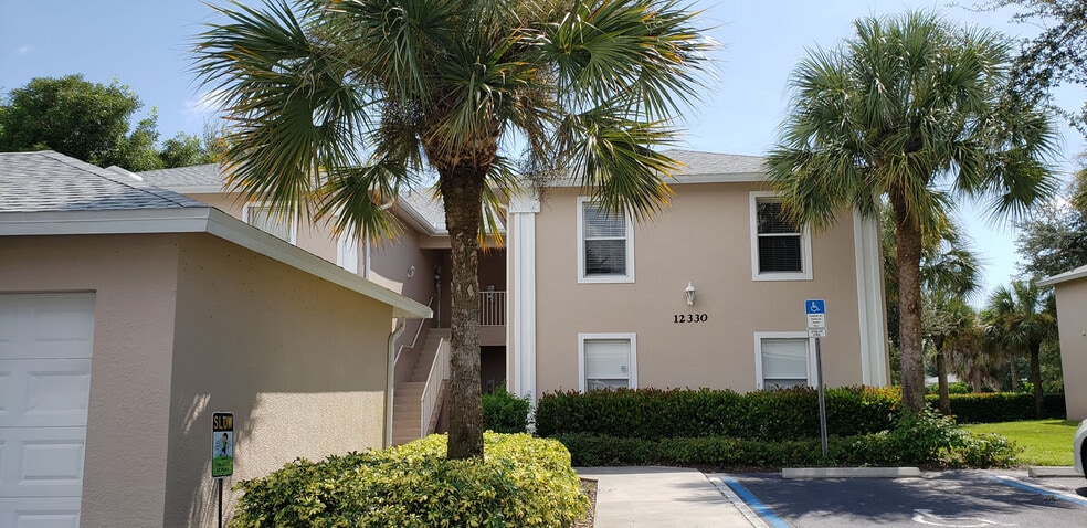 Building Photo - 12330 Notting Hill Ln