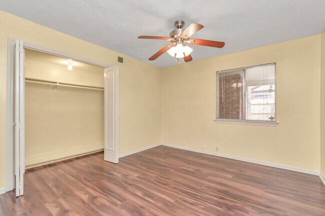 Building Photo - 4702 Cashel Cir