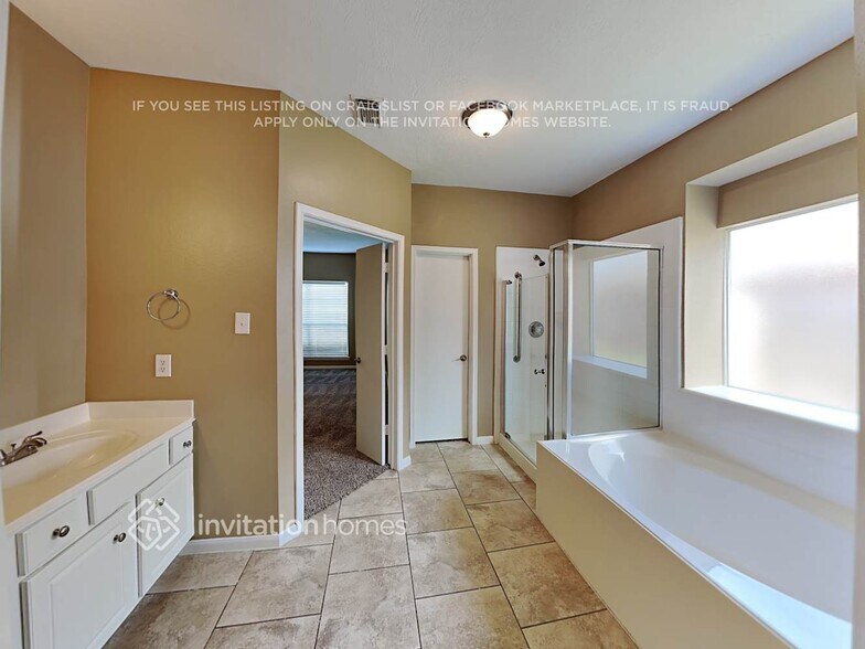 Building Photo - 11710 Gila Bend Ln