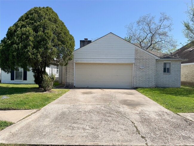 Primary Photo - 4431 Yupon Ridge Dr