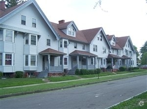 Building Photo - 102 Clifford Ave