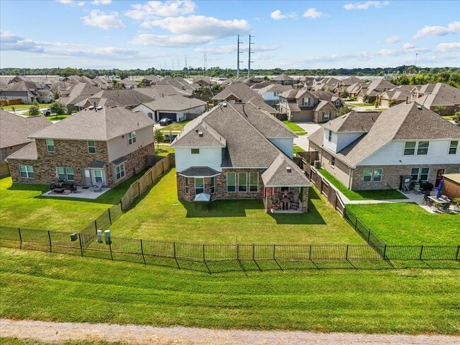 Building Photo - 23109 Zinfandel Dr