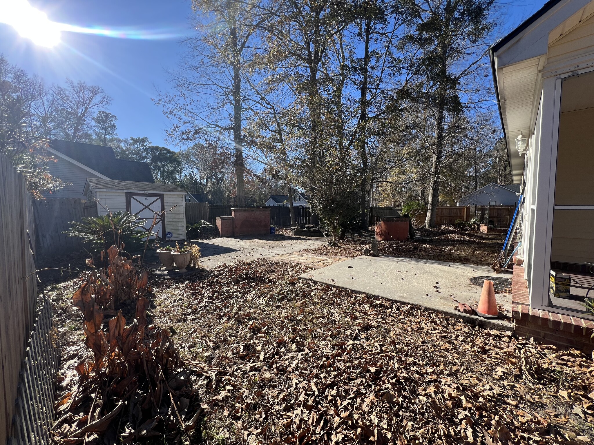 Building Photo - 5343 Tidewater Dr