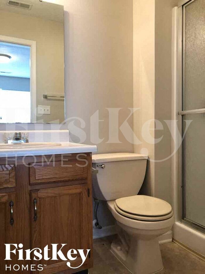 Building Photo - 903 Washington Cove Way