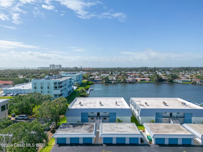 Building Photo - 205 S Banana River Blvd
