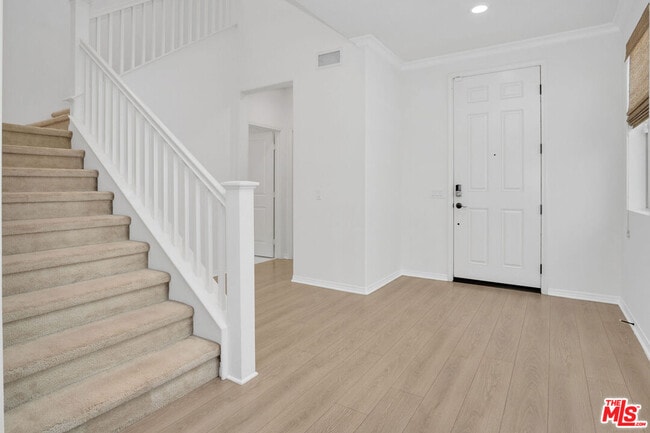 Building Photo - 3971 Somerston Way