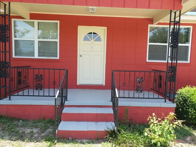Building Photo - 941 Brewton Lovett Rd
