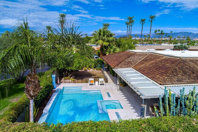 Building Photo - 77 Colgate Dr