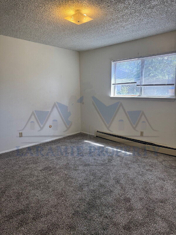 Building Photo - 706 Downey St