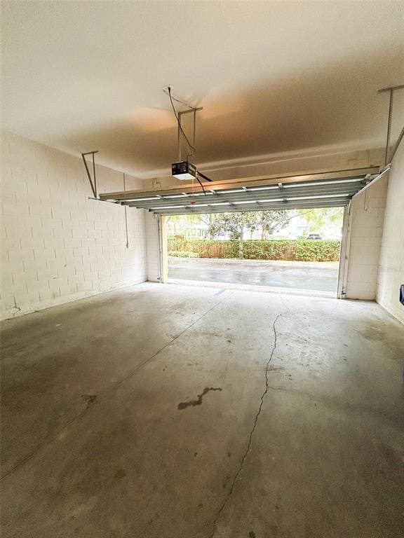 Building Photo - 691 Pensacola Ln