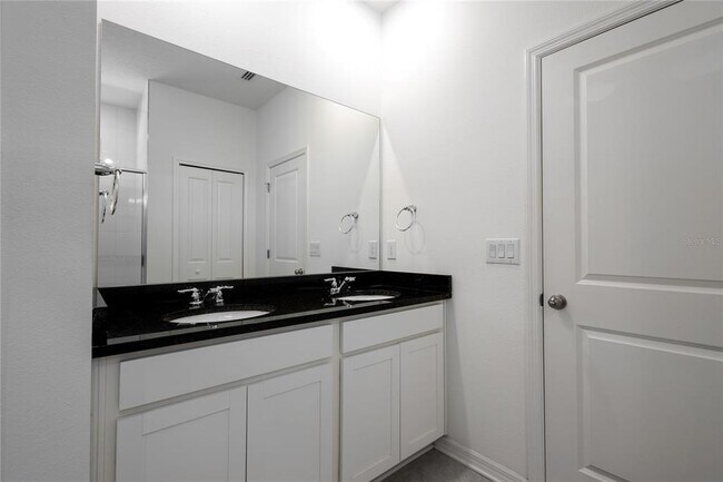 Building Photo - 11851 Brighton Knoll Loop