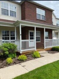 Building Photo - 102 Louie Ln