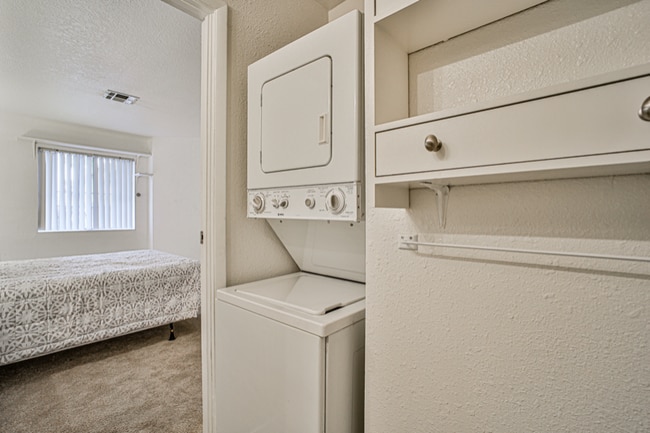 Building Photo - 3607 Melonies Dr