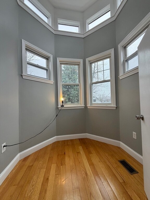 Building Photo - 786 Moody St