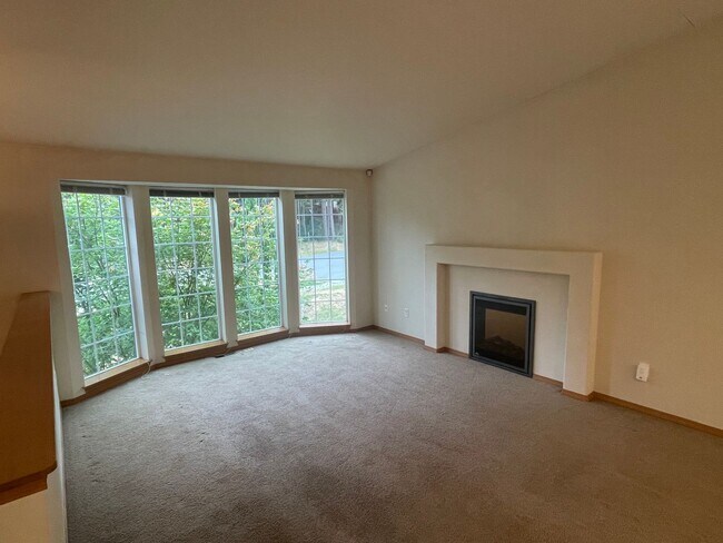 Building Photo - Beautiful 5 Bedroom Home in Coupeville! Pet Friendly!