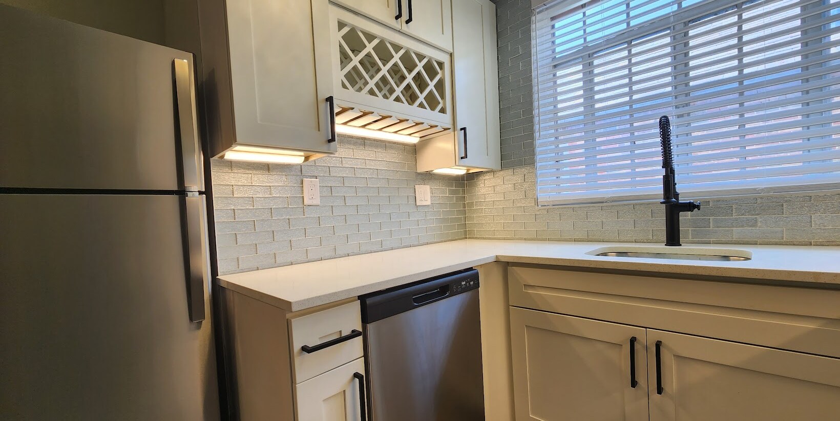 Building Photo - 6226 Nottingham Ave