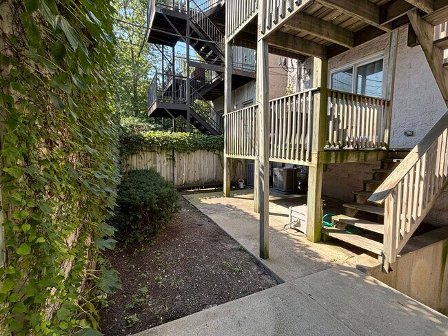 Backyard space and private deck - 1241 N Maplewood Ave