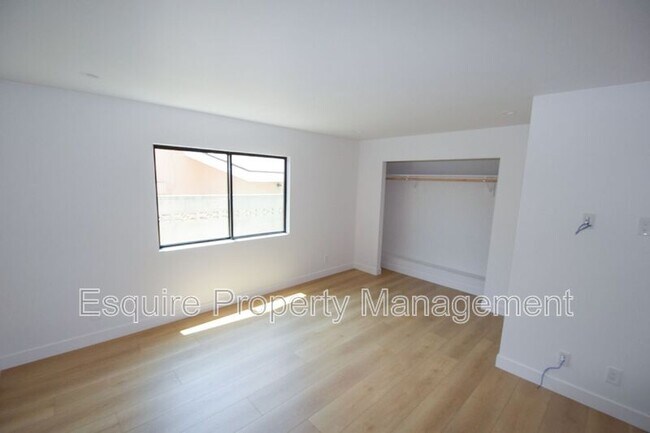Building Photo - 1530 Dapple Ave