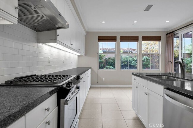 Building Photo - 89 Devonshire