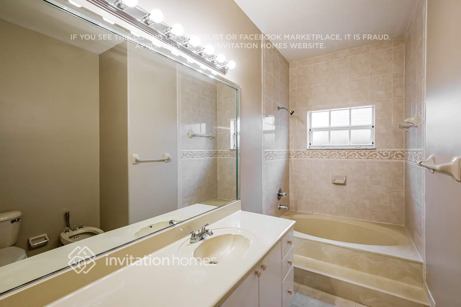 Building Photo - 18051 SW 144th Ct