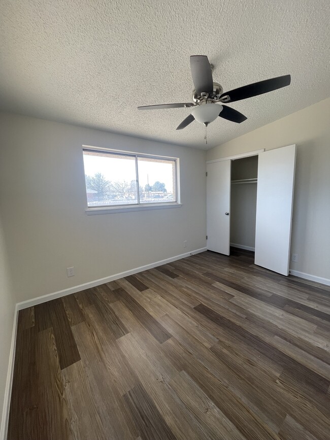 Building Photo - 4449 Finch Way