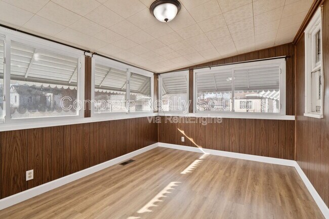 Building Photo - 8118 Blanchard Dr