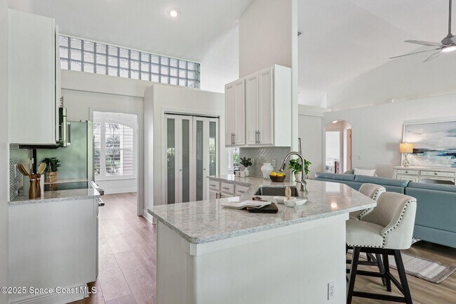 Building Photo - 2051 Thornwood Dr SE
