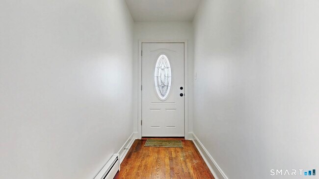 Building Photo - 108 Adams St