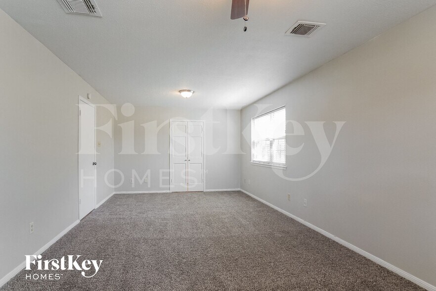 Building Photo - 18210 Widcombe Dr