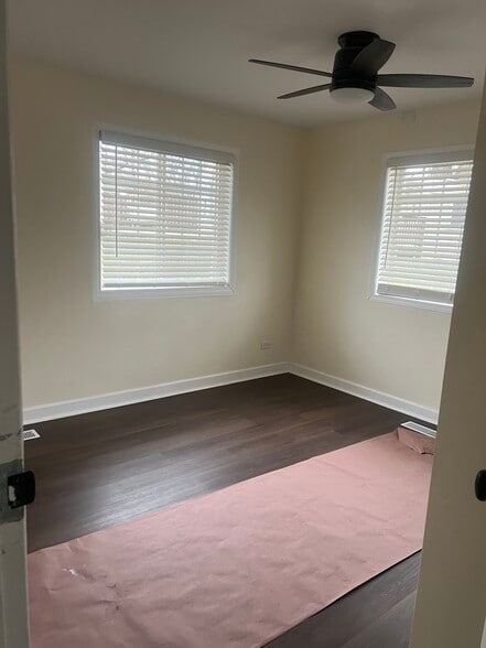 Bedroom - 21272 W Shady Ln