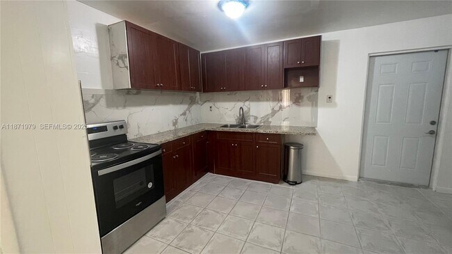 Building Photo - 301 N 67th Ave