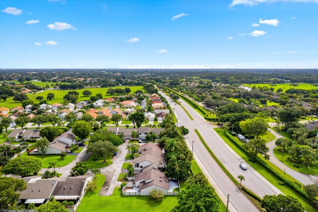 Building Photo - 13384 Bedford Mews Ct