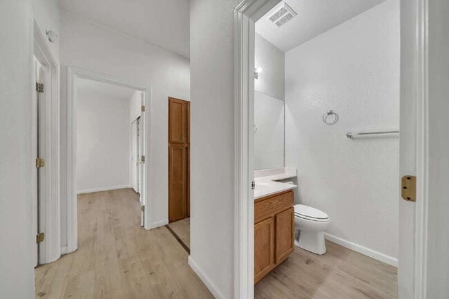 Building Photo - 9326 Lembert Dome Cir