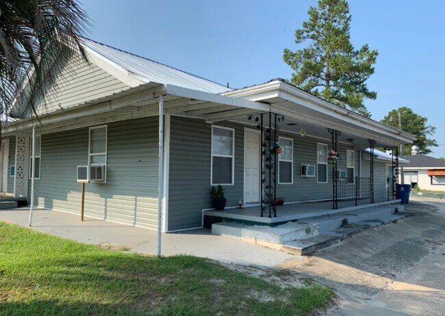 Primary Photo - Cypress Place
