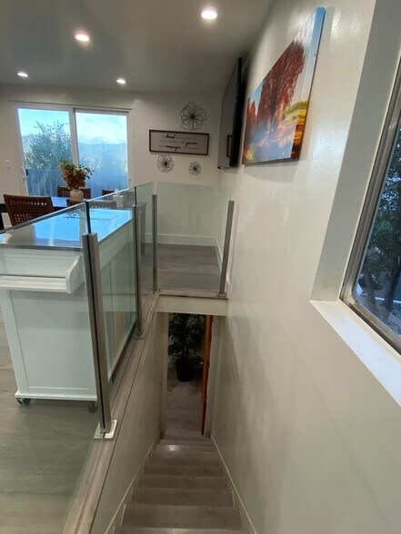 Building Photo - 1322 Yellowstone Dr