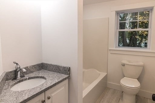 Building Photo - 92 Washington St