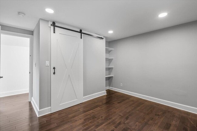 Building Photo - 46 Marino Ave