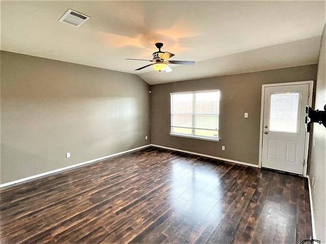 Building Photo - 208 Dye Dr