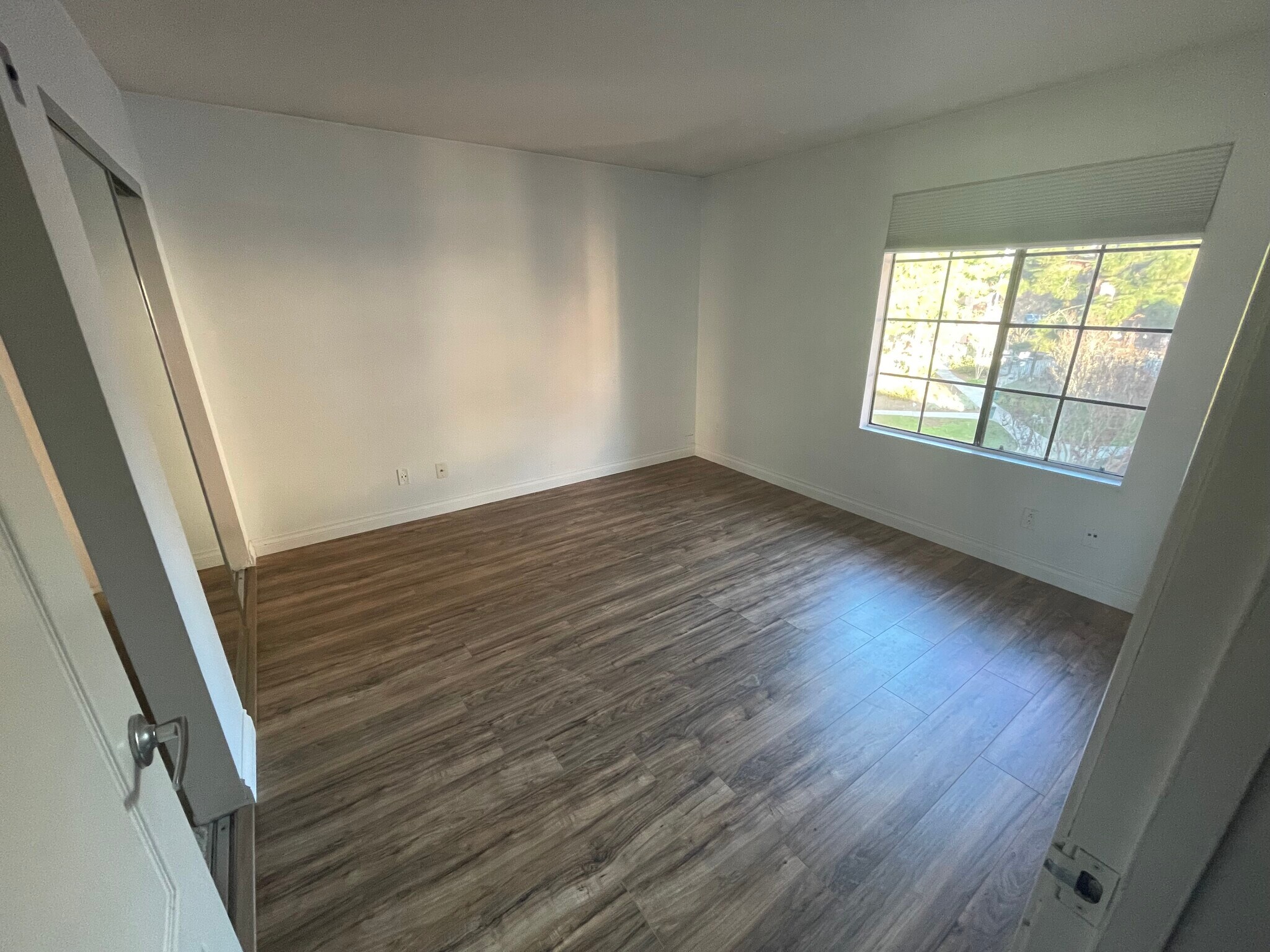 Building Photo - 12071 Alta Carmel Ct