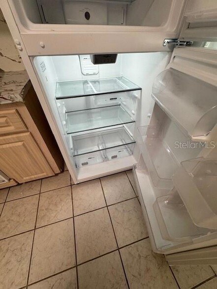 Building Photo - 3325 Bee Ridge Rd