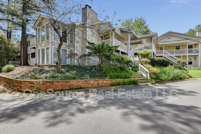 Primary Photo - 1210 Augusta Dr